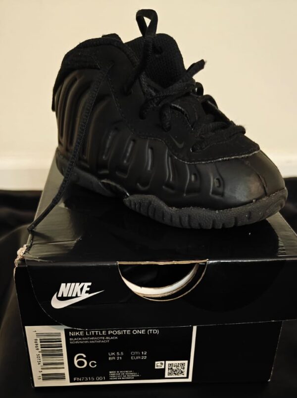 Nike Little Posite Size 6
