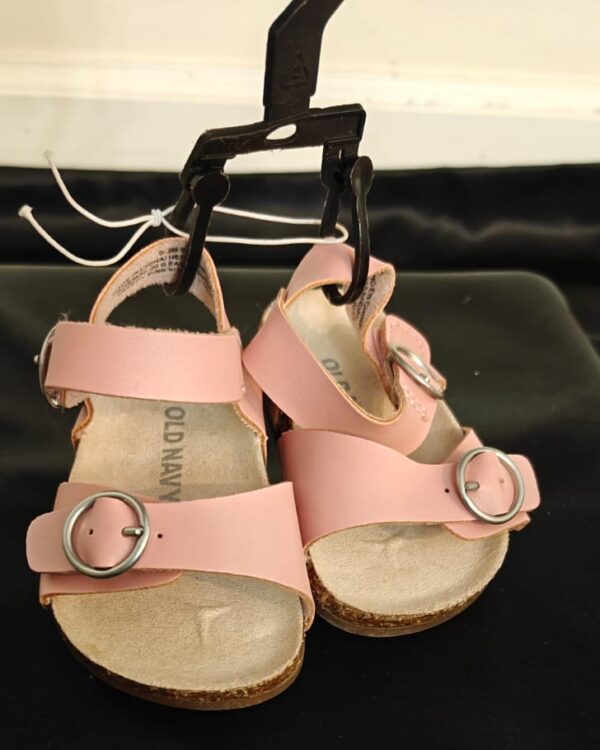 Old Navy size 0-3 months